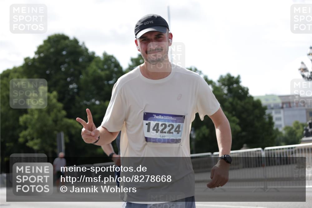 29.06.2025 - hella hamburg halbmarathon Jannik Wohlers http://msf.ph/oto/8278668 29.06.2025 10:02:32 Lombardsbrücke 1482, 2780, 2810, 3630, 3919, 4204, 4613, 4665, 4904, 5734, 6208, 6217, 6752, 6815, 6997, 7210, 8481, 8483, 8614, 9006, 10128, 11250, 11935, 11968, 12169, 12422, 12908, 13184, 13664, 14224, 14456, 15217, 15698, 15963, 16160, 16233, 16237, 16355, 16654, 16824, 18359, 18827 meine-sportfotos.de