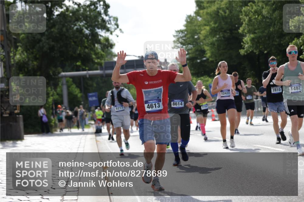 29.06.2025 - hella hamburg halbmarathon Jannik Wohlers http://msf.ph/oto/8278689 29.06.2025 10:02:34 Lombardsbrücke 1414, 1482, 2780, 2782, 2810, 3630, 4204, 4613, 4665, 4904, 6208, 6217, 6815, 6997, 7210, 7211, 8481, 8483, 8614, 11935, 12169, 12422, 12908, 13184, 13664, 14224, 14456, 14493, 15217, 15698, 15963, 16160, 16233, 16237, 16355, 16654, 16824, 18359, 18827 meine-sportfotos.de