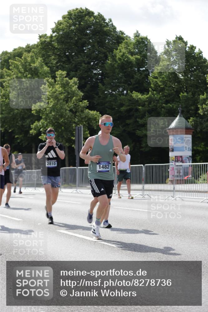 29.06.2025 - hella hamburg halbmarathon Jannik Wohlers http://msf.ph/oto/8278736 29.06.2025 10:02:35 Lombardsbrücke 1414, 1482, 2780, 2782, 2810, 3630, 4204, 4613, 4665, 4904, 6208, 6217, 6815, 6997, 7210, 7211, 8481, 8483, 8614, 9439, 11935, 12169, 12422, 12908, 13664, 13874, 14224, 14225, 14456, 14493, 15217, 15698, 15963, 16160, 16233, 16237, 16355, 16654, 16824, 18359, 18827 meine-sportfotos.de