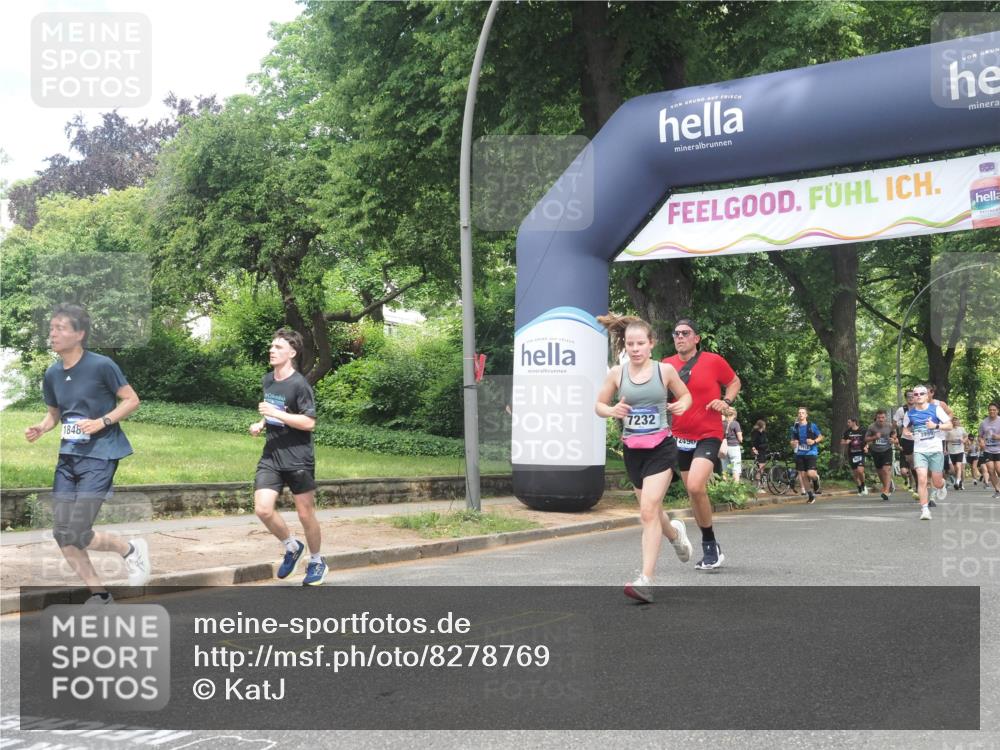 29.06.2025 - hella hamburg halbmarathon KatJ http://msf.ph/oto/8278769 29.06.2025 10:40:33 Zwischen KM18-KM19 1499, 2074, 3999, 6877, 6897, 7232 meine-sportfotos.de