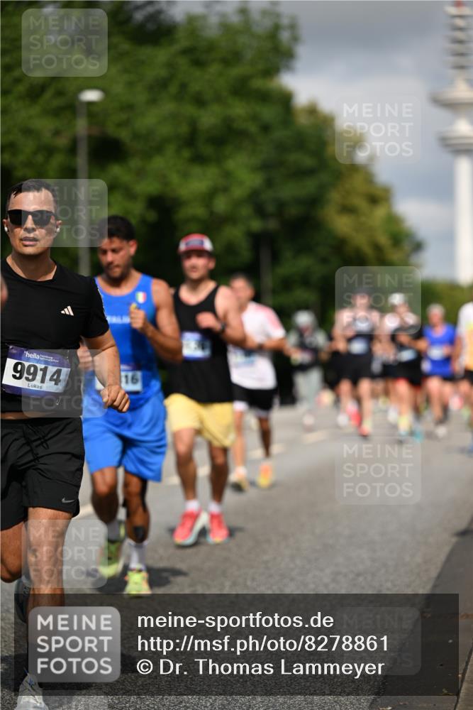 29.06.2025 - hella hamburg halbmarathon Dr. Thomas Lammeyer http://msf.ph/oto/8278861 29.06.2025 09:53:09 Kennedybrücke 1343, 1445, 1603, 1800, 2573, 2745, 2750, 2949, 2980, 3116, 3136, 3282, 4148, 4766, 5248, 5648, 5889, 6123, 6149, 7035, 7229, 8358, 8370, 8465, 9264, 9265, 9296, 9914, 10930 meine-sportfotos.de