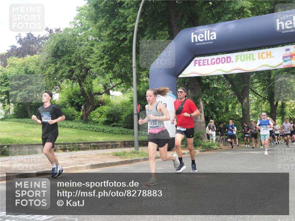 29.06.2025 - hella hamburg halbmarathon KatJ http://msf.ph/oto/8278883 29.06.2025 10:40:33 Zwischen KM18-KM19 1499, 2074, 3999, 6877, 6897, 7232 meine-sportfotos.de