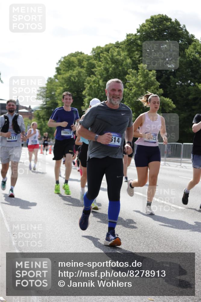 29.06.2025 - hella hamburg halbmarathon Jannik Wohlers http://msf.ph/oto/8278913 29.06.2025 10:02:37 Lombardsbrücke 1414, 1482, 2780, 2782, 2810, 3572, 3630, 4204, 4613, 4665, 4904, 6208, 6217, 6815, 6997, 7210, 7211, 8481, 8483, 8614, 9439, 10824, 11935, 12169, 12422, 12908, 13036, 13664, 13874, 14224, 14225, 14456, 14493, 15217, 15698, 15963, 16160, 16233, 16237, 16355, 16824, 18359, 18827 meine-sportfotos.de