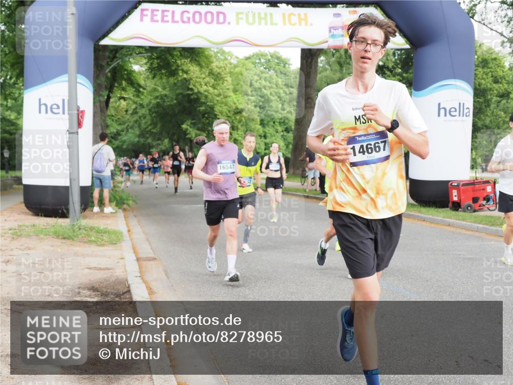 29.06.2025 - hella hamburg halbmarathon MichiJ http://msf.ph/oto/8278965 29.06.2025 10:31:55 Zwischen KM18-KM19 3109, 11469, 11778, 14667, 14798, 14849, 15862, 15932, 16105, 16301, 16314, 16547, 16677, 16997 meine-sportfotos.de