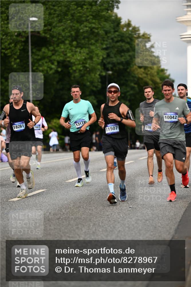 29.06.2025 - hella hamburg halbmarathon Dr. Thomas Lammeyer http://msf.ph/oto/8278967 29.06.2025 10:15:42 Kennedybrücke 1062, 1166, 1790, 1992, 2661, 3837, 4227, 5254, 5990, 5991, 7370, 7474, 7571, 8368, 9191, 9254, 10042, 10428 meine-sportfotos.de