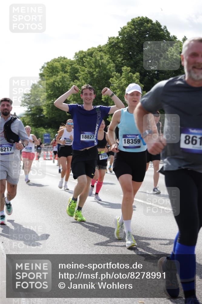 29.06.2025 - hella hamburg halbmarathon Jannik Wohlers http://msf.ph/oto/8278991 29.06.2025 10:02:38 Lombardsbrücke 1414, 1482, 2780, 2782, 2810, 3572, 4204, 4613, 4665, 4904, 6208, 6217, 6815, 6997, 7210, 7211, 8481, 8483, 8614, 9439, 10824, 11935, 12169, 12177, 12422, 12908, 13036, 13664, 13874, 14224, 14225, 14456, 14493, 15217, 15698, 15963, 16160, 16355, 16824, 18359, 18827 meine-sportfotos.de