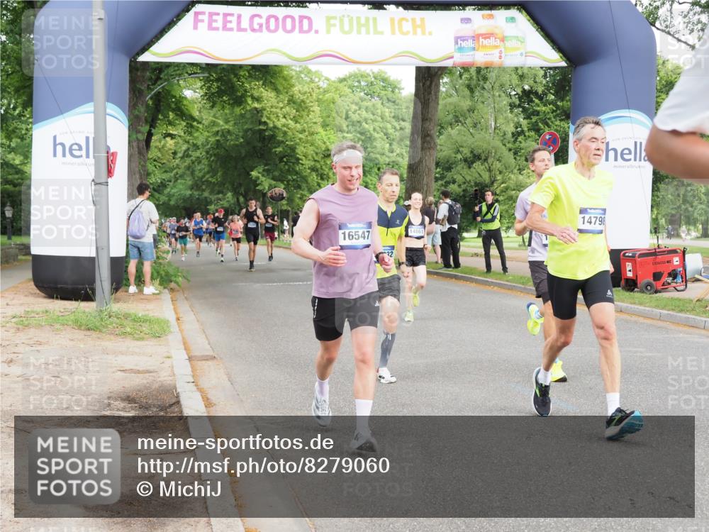 29.06.2025 - hella hamburg halbmarathon MichiJ http://msf.ph/oto/8279060 29.06.2025 10:31:56 Zwischen KM18-KM19 3109, 11469, 11778, 14667, 14798, 14849, 14861, 15862, 15932, 16105, 16301, 16314, 16547, 16677, 16997, 18775 meine-sportfotos.de