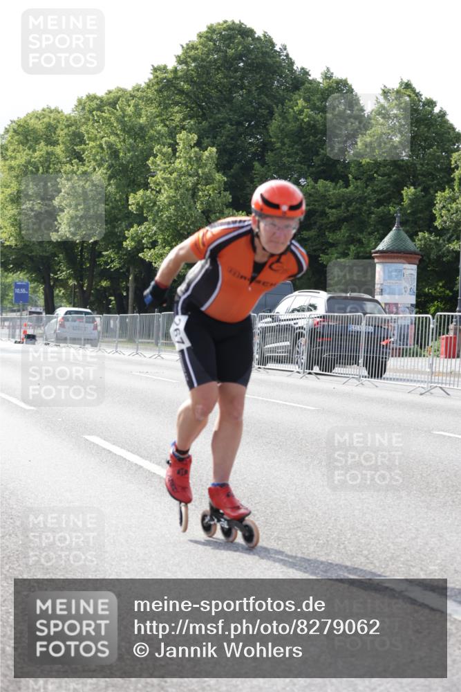 29.06.2025 - hella hamburg halbmarathon Jannik Wohlers http://msf.ph/oto/8279062 29.06.2025 08:52:39 Lombardsbrücke  meine-sportfotos.de