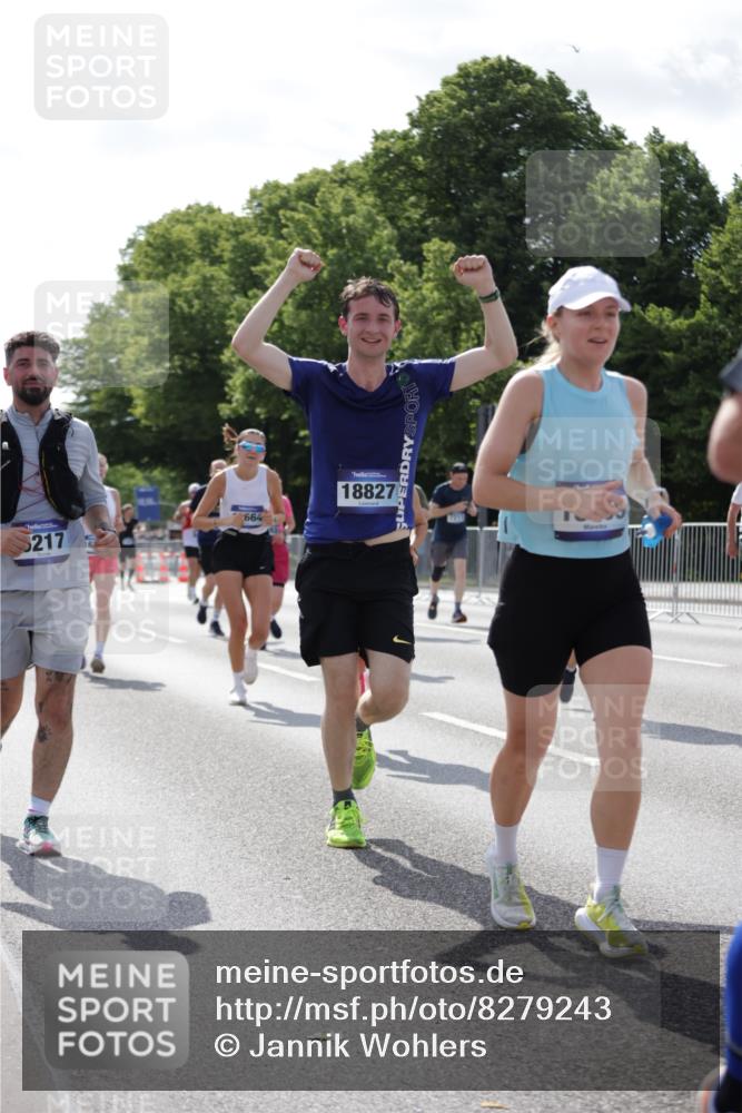 29.06.2025 - hella hamburg halbmarathon Jannik Wohlers http://msf.ph/oto/8279243 29.06.2025 10:02:38 Lombardsbrücke 1414, 1482, 2780, 2782, 2810, 3572, 4204, 4613, 4665, 4904, 6208, 6217, 6815, 6997, 7210, 7211, 8481, 8483, 8614, 9439, 10824, 11935, 12169, 12177, 12422, 12908, 13036, 13664, 13874, 14224, 14225, 14456, 14493, 15217, 15698, 15963, 16160, 16355, 16824, 18359, 18827 meine-sportfotos.de