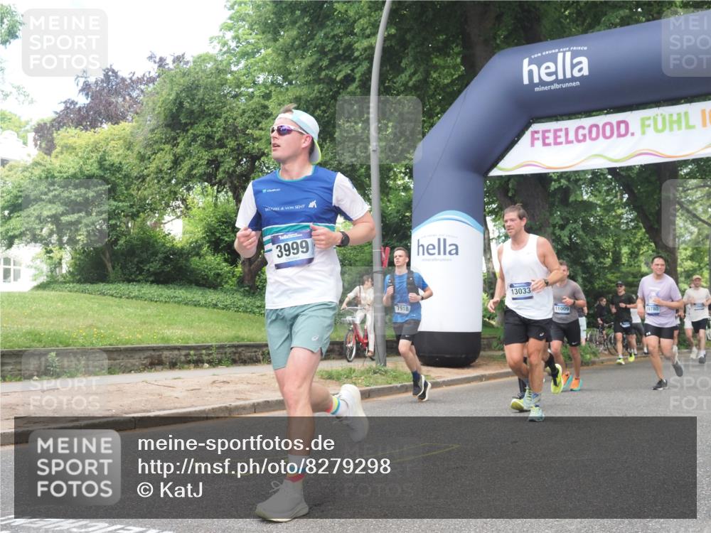 29.06.2025 - hella hamburg halbmarathon KatJ http://msf.ph/oto/8279298 29.06.2025 10:40:37 Zwischen KM18-KM19 3334, 3999, 6877, 7232, 7918 meine-sportfotos.de