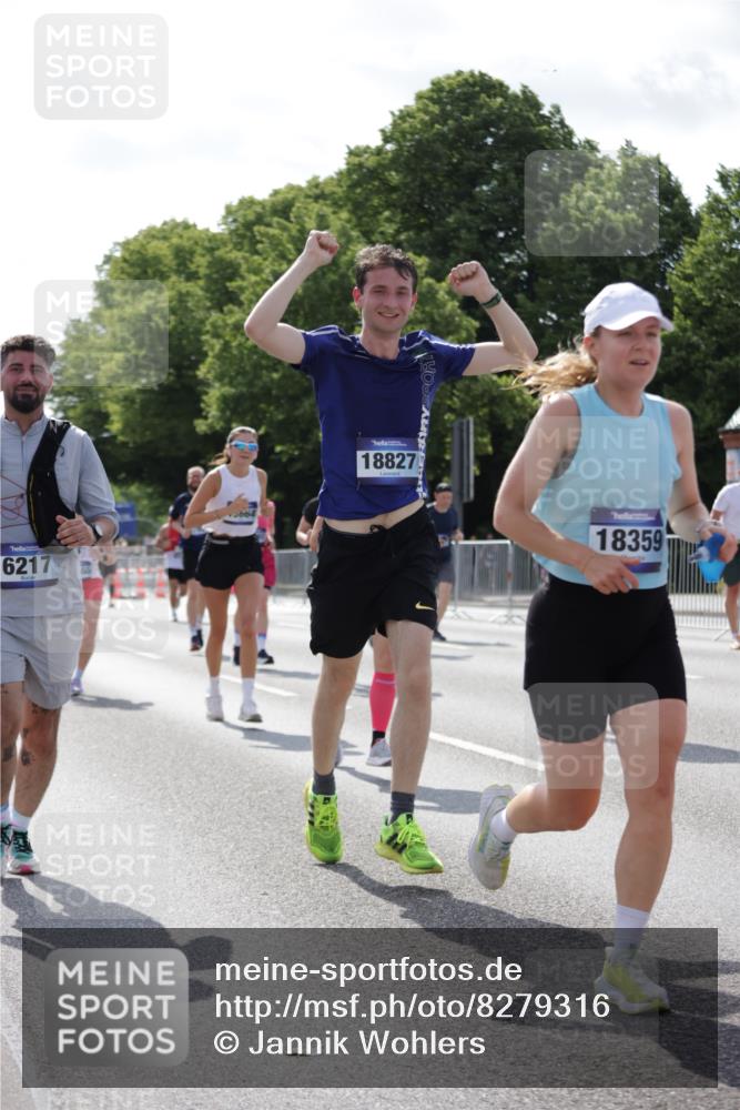 29.06.2025 - hella hamburg halbmarathon Jannik Wohlers http://msf.ph/oto/8279316 29.06.2025 10:02:38 Lombardsbrücke 1414, 1482, 2780, 2782, 2810, 3572, 4204, 4613, 4665, 4904, 6208, 6217, 6815, 6997, 7210, 7211, 8481, 8483, 8614, 9439, 10824, 11935, 12169, 12177, 12422, 12908, 13036, 13664, 13874, 14224, 14225, 14456, 14493, 15217, 15698, 15963, 16160, 16355, 16824, 18359, 18827 meine-sportfotos.de