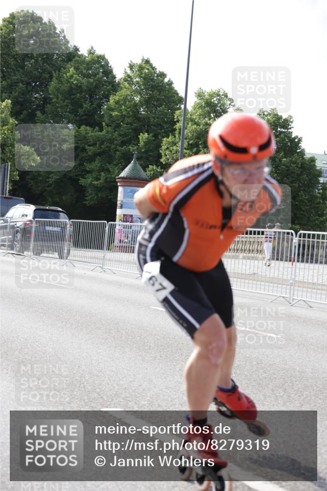 29.06.2025 - hella hamburg halbmarathon Jannik Wohlers http://msf.ph/oto/8279319 29.06.2025 08:52:39 Lombardsbrücke  meine-sportfotos.de