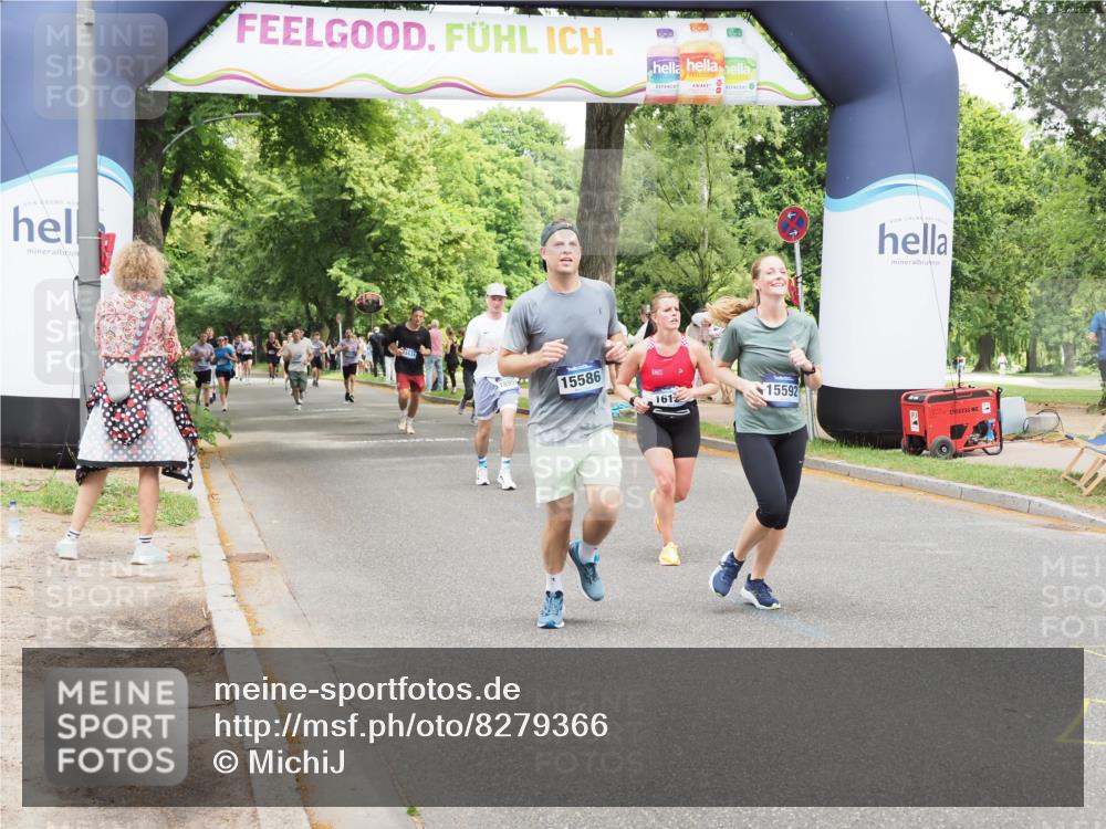 29.06.2025 - hella hamburg halbmarathon MichiJ http://msf.ph/oto/8279366 29.06.2025 10:57:29 Zwischen KM18-KM19 2990, 3691, 5423, 9975, 13788, 14488, 15586, 15700, 16134, 17472, 18493 meine-sportfotos.de