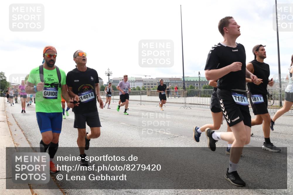 29.06.2025 - hella hamburg halbmarathon Lena Gebhardt http://msf.ph/oto/8279420 29.06.2025 10:20:26 Lombardsbrücke 14, 14014, 15481, 7101, 5811, 1011, 1046, 1069, 1110, 1115, 1471, 1474, 2053, 2064, 2101, 2325, 2478, 2834, 3278, 3434, 3733, 3781, 3842, 4154, 4166, 4288, 4422, 4585, 4614, 4737, 4739, 4754, 4869, 5181, 5397, 5556, 5625, 5659, 5811, 5812, 5831, 5937, 6951, 7018, 7101, 7131, 7519, 7739, 7744, 7808, 8025, 8387, 8462, 8588, 8738, 9136, 9196, 9722, 9735, 9873, 10041, 10414, 10550, 10595, 10613, 10647, 10701, 10754, 11028, 11100, 11603, 11835, 11995 meine-sportfotos.de