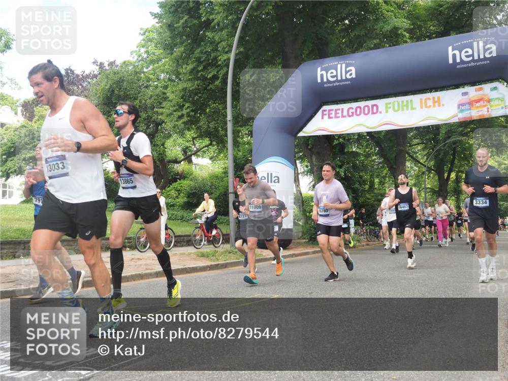 29.06.2025 - hella hamburg halbmarathon KatJ http://msf.ph/oto/8279544 29.06.2025 10:40:38 Zwischen KM18-KM19 3334, 3999, 6723, 7232, 7918 meine-sportfotos.de