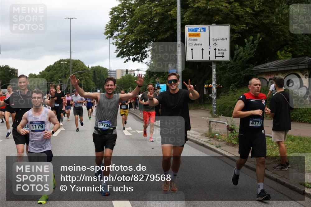 29.06.2025 - hella hamburg halbmarathon Yannick Fuchs http://msf.ph/oto/8279568 29.06.2025 10:49:39 20KM 1179, 1193, 1834, 2612, 3037, 3058, 3668, 4249, 4951, 5643, 5672, 6569, 6591, 6924, 7147, 7221, 7594, 7976, 8255, 8573, 8691, 9361, 9562, 10582, 11039, 11231, 12196, 12545, 13234, 13236, 13470, 13474, 14365, 15184, 15300, 15484, 15584, 15818, 15884, 16176, 16213, 16401, 16521, 16786, 17133, 17259, 17615, 17640, 17642, 17734, 17940, 18064, 18212, 18290, 18340, 18495, 18741, 18746, 18835, 19047, 19120, 19152 meine-sportfotos.de