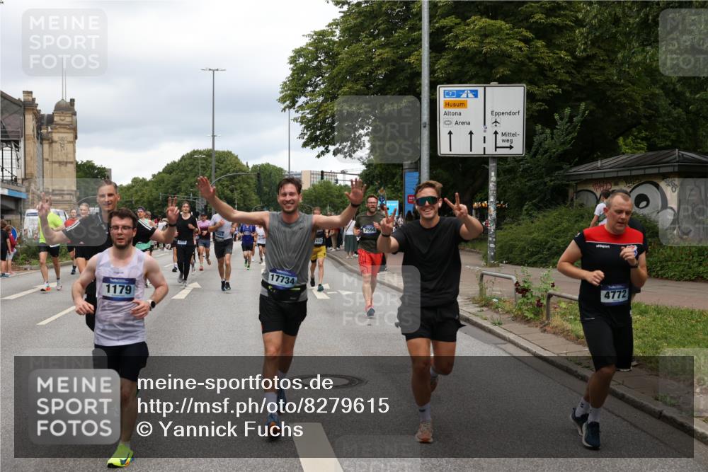 29.06.2025 - hella hamburg halbmarathon Yannick Fuchs http://msf.ph/oto/8279615 29.06.2025 10:49:39 20KM 1179, 1193, 1834, 2612, 3037, 3058, 3668, 4249, 4951, 5643, 5672, 6569, 6591, 6924, 7147, 7221, 7594, 7976, 8255, 8573, 8691, 9361, 9562, 10582, 11039, 11231, 12196, 12545, 13234, 13236, 13470, 13474, 14365, 15184, 15300, 15484, 15584, 15818, 15884, 16176, 16213, 16401, 16521, 16786, 17133, 17259, 17615, 17640, 17642, 17734, 17940, 18064, 18212, 18290, 18340, 18495, 18741, 18746, 18835, 19047, 19120, 19152 meine-sportfotos.de