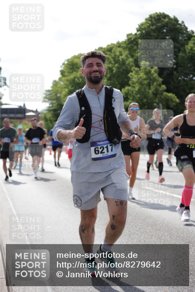 29.06.2025 - hella hamburg halbmarathon Jannik Wohlers http://msf.ph/oto/8279642 29.06.2025 10:02:39 Lombardsbrücke 1414, 1482, 2780, 2782, 2810, 3572, 4204, 4613, 4665, 4904, 6208, 6217, 6815, 6997, 7210, 7211, 8481, 8483, 8614, 9439, 10824, 11935, 12169, 12177, 12422, 12908, 13036, 13664, 13874, 14224, 14225, 14456, 14493, 15217, 15963, 16160, 16355, 16824, 18359, 18827 meine-sportfotos.de