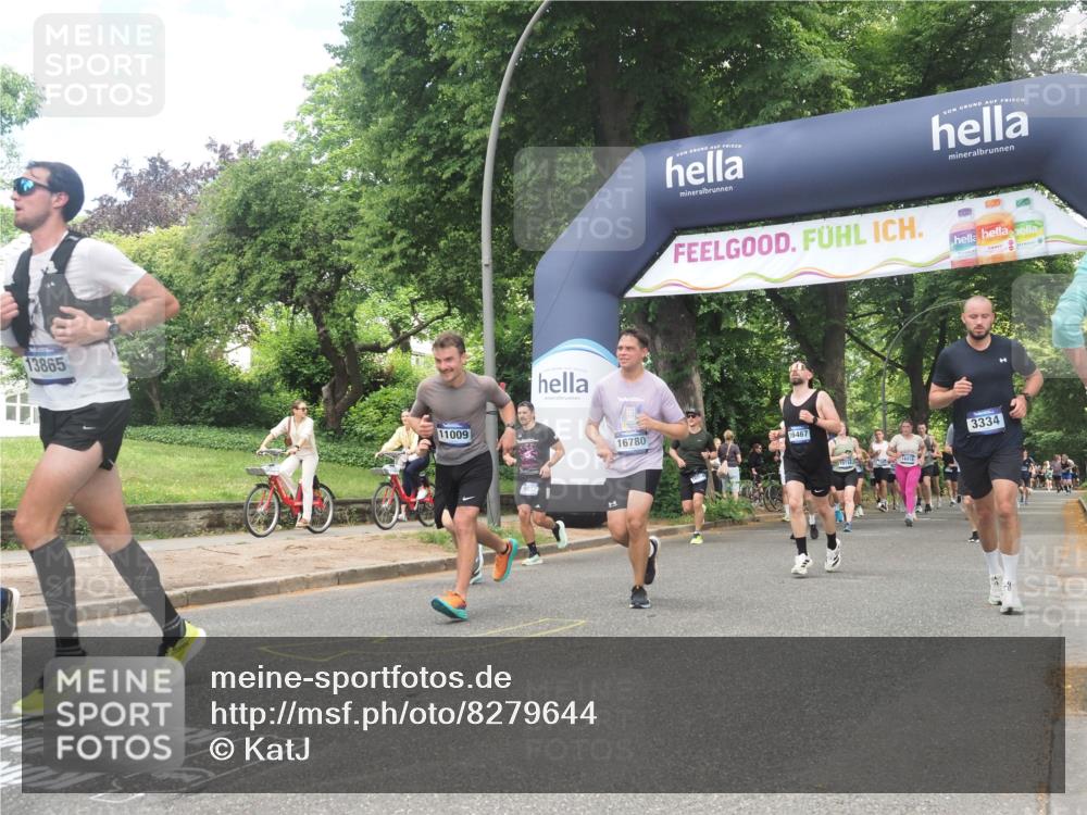 29.06.2025 - hella hamburg halbmarathon KatJ http://msf.ph/oto/8279644 29.06.2025 10:40:38 Zwischen KM18-KM19 3334, 3999, 6723, 7232, 7918 meine-sportfotos.de