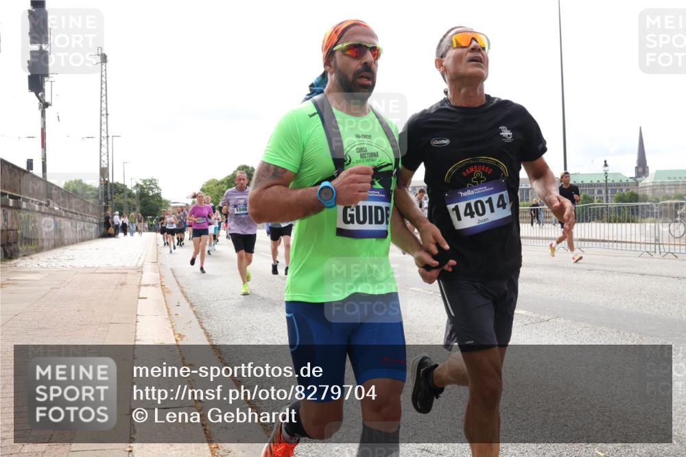 29.06.2025 - hella hamburg halbmarathon Lena Gebhardt http://msf.ph/oto/8279704 29.06.2025 10:20:26 Lombardsbrücke 14, 1046, 14014, 1011, 1046, 1069, 1110, 1115, 1471, 1474, 2053, 2064, 2101, 2325, 2478, 2834, 3278, 3434, 3733, 3781, 3842, 4154, 4166, 4288, 4422, 4585, 4614, 4737, 4739, 4754, 4869, 5181, 5397, 5556, 5625, 5659, 5811, 5812, 5831, 5937, 6951, 7018, 7101, 7131, 7519, 7739, 7744, 7808, 8025, 8387, 8462, 8588, 8738, 9136, 9196, 9722, 9735, 9873, 10041, 10414, 10550, 10595, 10613, 10647, 10701, 10754, 11028, 11100, 11603, 11835, 11995 meine-sportfotos.de