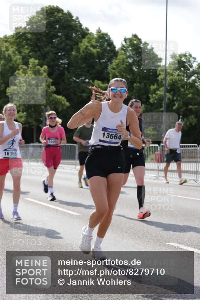 29.06.2025 - hella hamburg halbmarathon Jannik Wohlers http://msf.ph/oto/8279710 29.06.2025 10:02:41 Lombardsbrücke 1414, 1482, 2780, 2782, 2810, 3572, 4204, 4613, 6208, 6217, 6997, 7210, 7211, 7706, 8614, 9439, 10824, 11935, 12169, 12177, 12422, 12908, 13036, 13474, 13664, 13874, 14224, 14225, 14493, 15963, 16160, 16355, 16824, 18359, 18827 meine-sportfotos.de