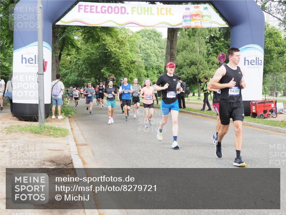 29.06.2025 - hella hamburg halbmarathon MichiJ http://msf.ph/oto/8279721 29.06.2025 10:32:03 Zwischen KM18-KM19 3124, 6490, 6705, 9043, 13746, 14385, 14861, 16677, 18775 meine-sportfotos.de