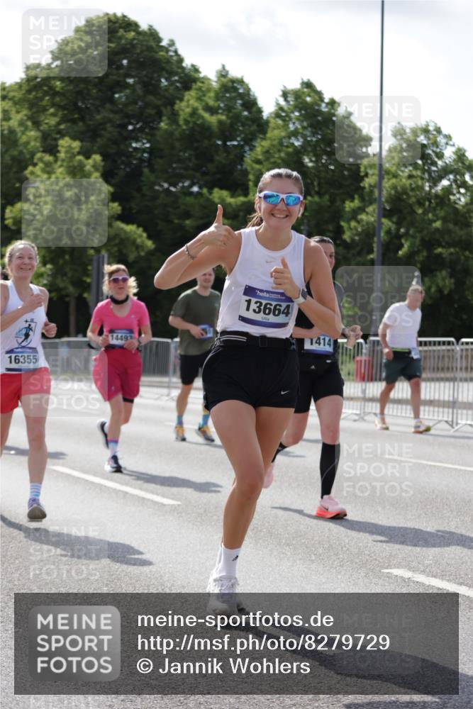 29.06.2025 - hella hamburg halbmarathon Jannik Wohlers http://msf.ph/oto/8279729 29.06.2025 10:02:41 Lombardsbrücke 1414, 1482, 2780, 2782, 2810, 3572, 4204, 4613, 6208, 6217, 6997, 7210, 7211, 7706, 8614, 9439, 10824, 11935, 12169, 12177, 12422, 12908, 13036, 13474, 13664, 13874, 14224, 14225, 14493, 15963, 16160, 16355, 16824, 18359, 18827 meine-sportfotos.de