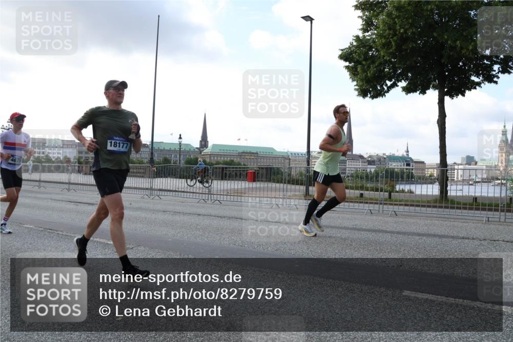 29.06.2025 - hella hamburg halbmarathon Lena Gebhardt http://msf.ph/oto/8279759 29.06.2025 09:45:31 Lombardsbrücke 4679, 18177, 57, 1686, 1707, 1758, 1990, 2689, 2746, 3043, 4050, 4129, 4679, 4698, 4749, 5070, 5328, 5550, 5746, 5826, 6358, 6781, 7272, 7389, 7481, 7651, 7723, 7965, 8190, 8209, 8883, 9137, 9381, 9571, 9634, 10017, 10171, 10486, 10876, 11120, 11169, 11413, 11857, 12049, 12234, 12308, 12595, 12691, 12900, 12988, 13066, 13618, 14028, 14140, 14289, 15672, 15883, 16157, 16713, 16818, 17428 meine-sportfotos.de