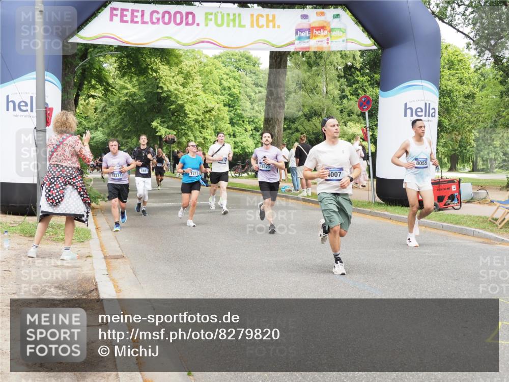 29.06.2025 - hella hamburg halbmarathon MichiJ http://msf.ph/oto/8279820 29.06.2025 10:57:38 Zwischen KM18-KM19 1213, 2110, 4007, 7881, 8055, 14679, 15531, 16323, 18957 meine-sportfotos.de