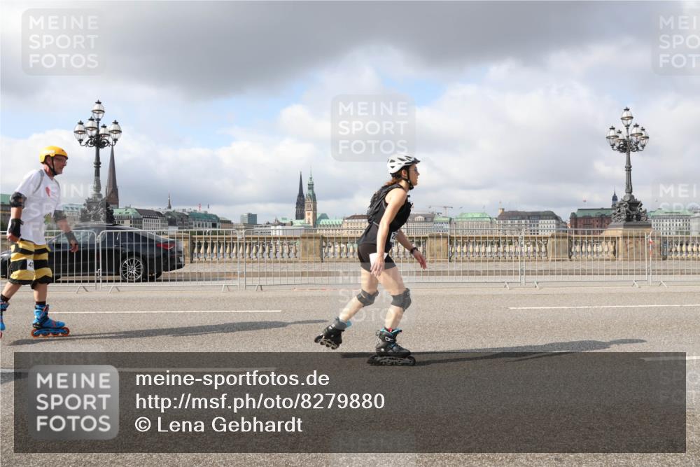 29.06.2025 - hella hamburg halbmarathon Lena Gebhardt http://msf.ph/oto/8279880 29.06.2025 09:05:02 Lombardsbrücke  meine-sportfotos.de