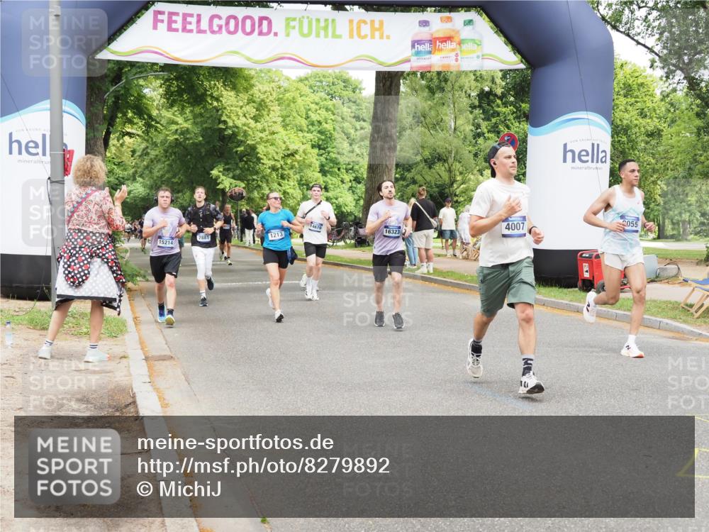 29.06.2025 - hella hamburg halbmarathon MichiJ http://msf.ph/oto/8279892 29.06.2025 10:57:38 Zwischen KM18-KM19 1213, 2110, 4007, 7881, 8055, 14679, 15531, 16323, 18957 meine-sportfotos.de