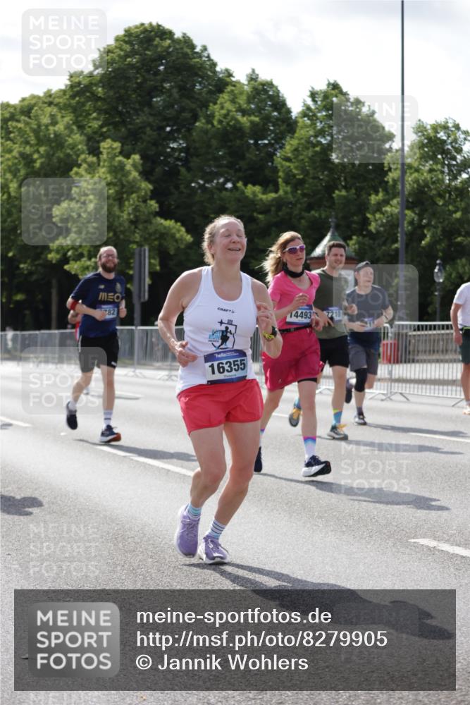 29.06.2025 - hella hamburg halbmarathon Jannik Wohlers http://msf.ph/oto/8279905 29.06.2025 10:02:42 Lombardsbrücke 1135, 1138, 1414, 1450, 1482, 2780, 2782, 2810, 3572, 4204, 4613, 6208, 6217, 7210, 7211, 7706, 8614, 9439, 10824, 12169, 12177, 12422, 13036, 13474, 13664, 13732, 13857, 13874, 14224, 14225, 14493, 15963, 16355, 16824, 18359, 18827 meine-sportfotos.de
