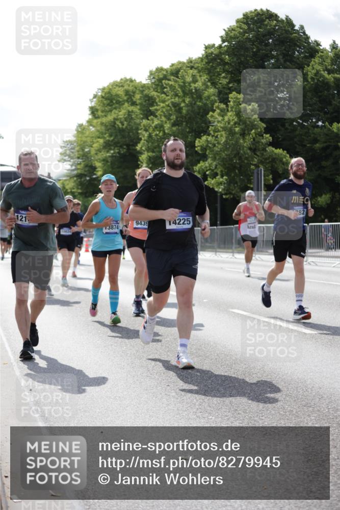 29.06.2025 - hella hamburg halbmarathon Jannik Wohlers http://msf.ph/oto/8279945 29.06.2025 10:02:43 Lombardsbrücke 1135, 1138, 1414, 1450, 1482, 2780, 2782, 2810, 3572, 4204, 4613, 6208, 6217, 7210, 7211, 7706, 8614, 9439, 10824, 12169, 12177, 12422, 13036, 13474, 13664, 13732, 13857, 13874, 14225, 14493, 16355, 16824, 18359, 18827 meine-sportfotos.de