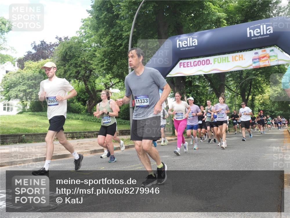 29.06.2025 - hella hamburg halbmarathon KatJ http://msf.ph/oto/8279946 29.06.2025 10:40:42 Zwischen KM18-KM19 1267, 3334, 5077, 6723, 7509, 7918, 8335 meine-sportfotos.de