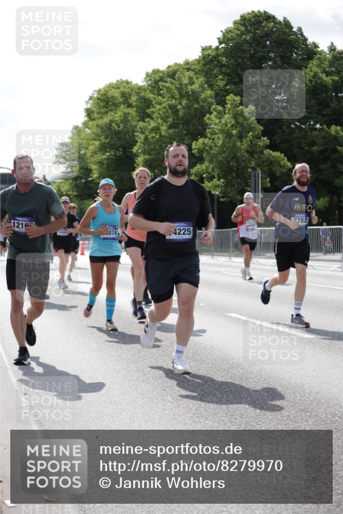 29.06.2025 - hella hamburg halbmarathon Jannik Wohlers http://msf.ph/oto/8279970 29.06.2025 10:02:43 Lombardsbrücke 1135, 1138, 1414, 1450, 1482, 2780, 2782, 2810, 3572, 4204, 4613, 6208, 6217, 7210, 7211, 7706, 8614, 9439, 10824, 12169, 12177, 12422, 13036, 13474, 13664, 13732, 13857, 13874, 14225, 14493, 16355, 16824, 18359, 18827 meine-sportfotos.de