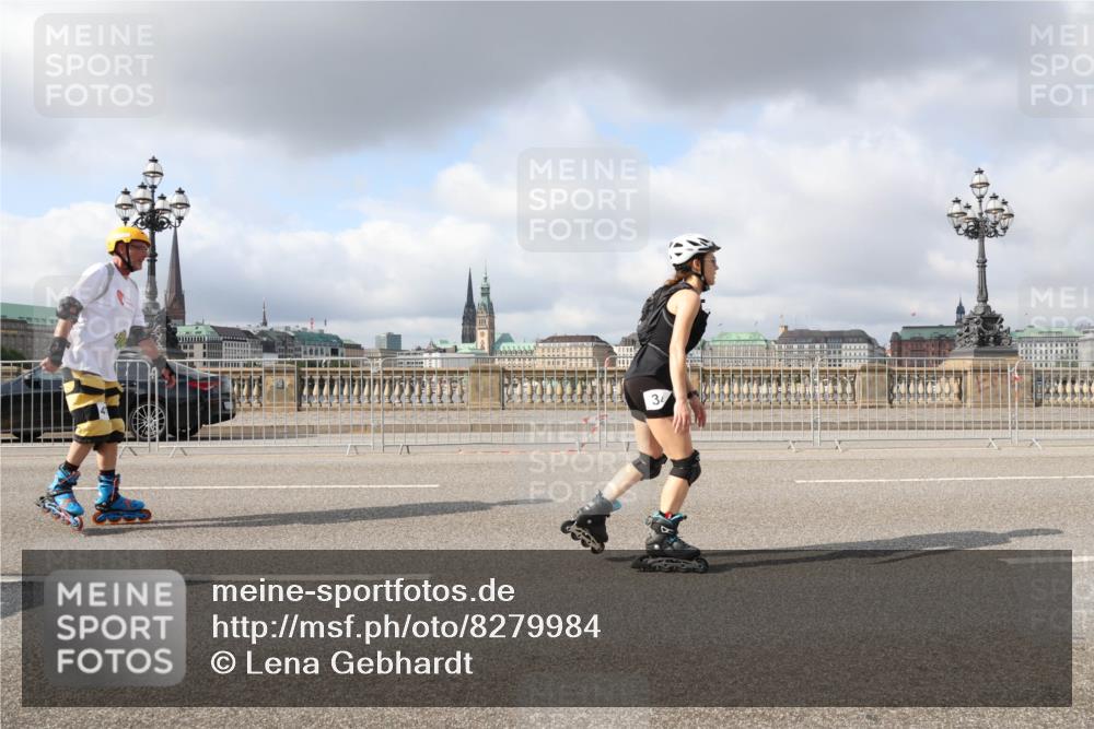 29.06.2025 - hella hamburg halbmarathon Lena Gebhardt http://msf.ph/oto/8279984 29.06.2025 09:05:03 Lombardsbrücke  meine-sportfotos.de