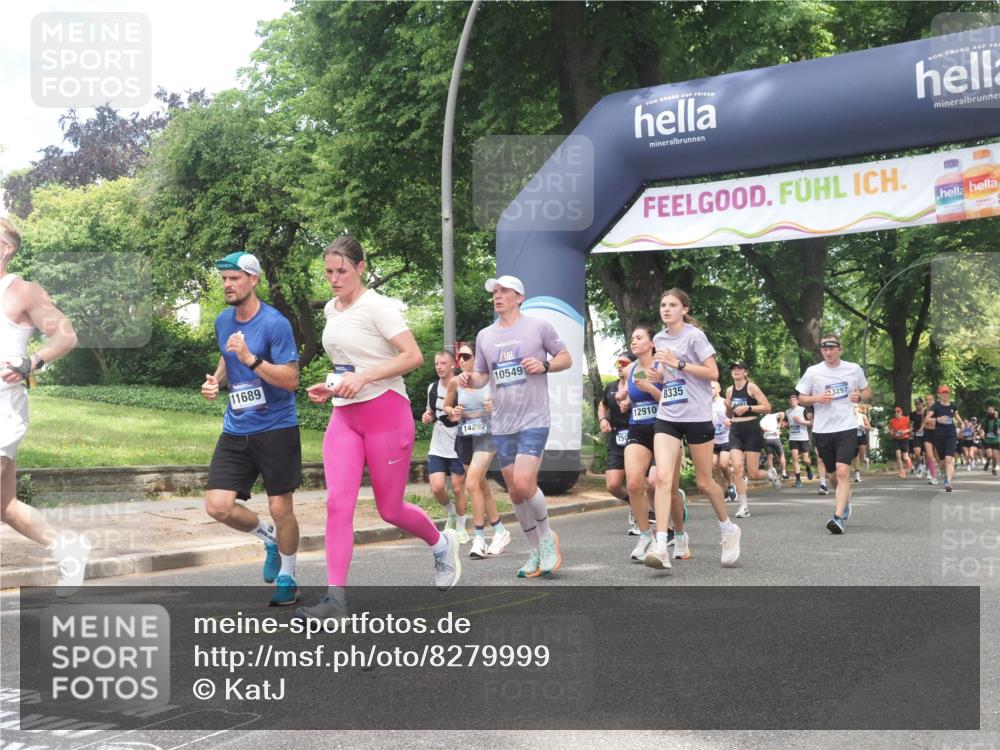 29.06.2025 - hella hamburg halbmarathon KatJ http://msf.ph/oto/8279999 29.06.2025 10:40:43 Zwischen KM18-KM19 1267, 3334, 5077, 6723, 7509, 7918, 8335 meine-sportfotos.de