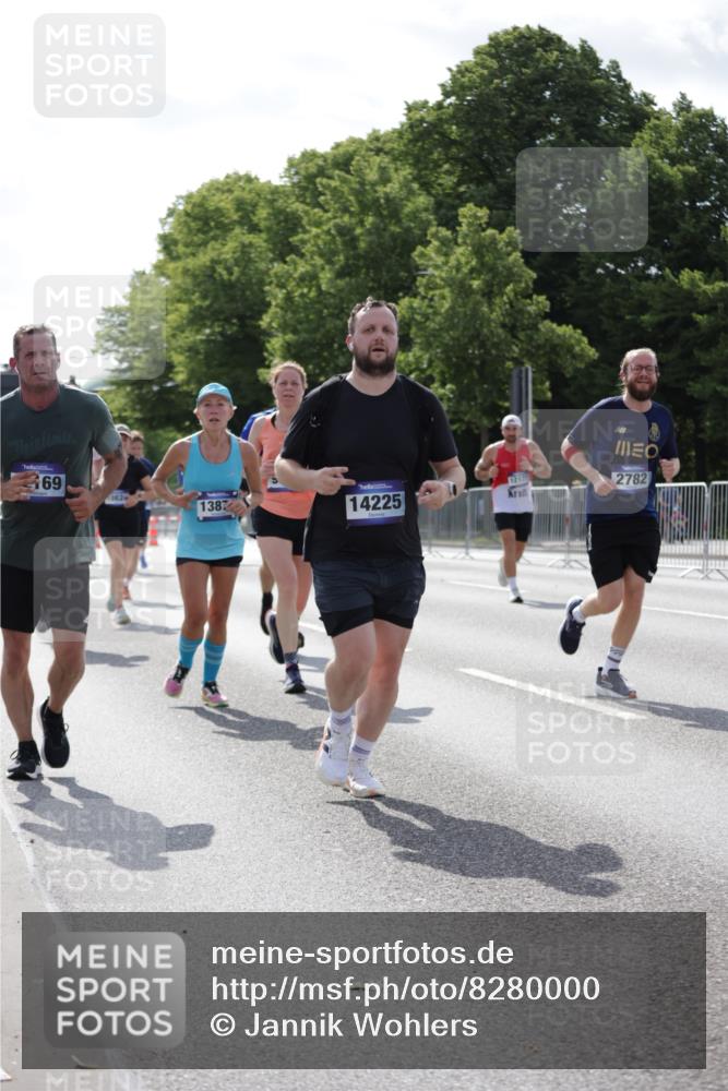 29.06.2025 - hella hamburg halbmarathon Jannik Wohlers http://msf.ph/oto/8280000 29.06.2025 10:02:43 Lombardsbrücke 1135, 1138, 1414, 1450, 1482, 2780, 2782, 2810, 3572, 4204, 4613, 6208, 6217, 7210, 7211, 7706, 8614, 9439, 10824, 12169, 12177, 12422, 13036, 13474, 13664, 13732, 13857, 13874, 14225, 14493, 16355, 16824, 18359, 18827 meine-sportfotos.de