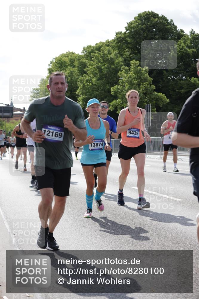 29.06.2025 - hella hamburg halbmarathon Jannik Wohlers http://msf.ph/oto/8280100 29.06.2025 10:02:44 Lombardsbrücke 1135, 1138, 1414, 1450, 1482, 2594, 2780, 2782, 2810, 3572, 4204, 4613, 6208, 6217, 7210, 7211, 7290, 7706, 7935, 8614, 9439, 10824, 12169, 12177, 12422, 13036, 13474, 13664, 13732, 13857, 13874, 14225, 14493, 16355, 16605, 16824, 18359, 18827 meine-sportfotos.de