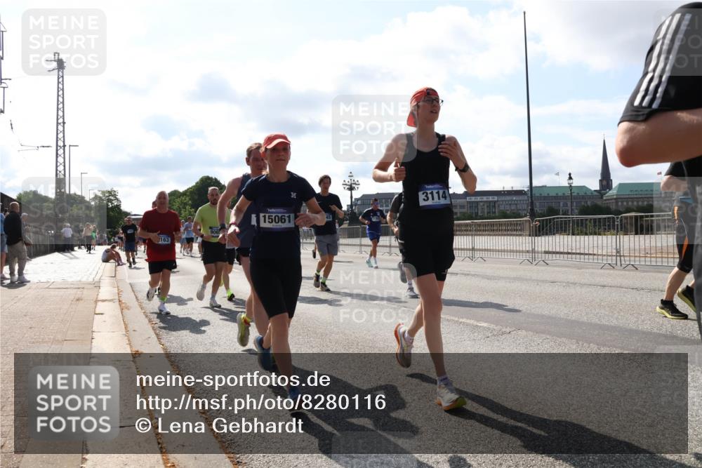 29.06.2025 - hella hamburg halbmarathon Lena Gebhardt http://msf.ph/oto/8280116 29.06.2025 09:58:03 Lombardsbrücke 163, 15061, 3114, 1034, 1094, 1179, 1190, 1258, 1320, 1321, 1335, 1563, 1815, 1870, 2034, 2070, 2138, 2397, 2417, 2448, 2488, 2612, 2636, 2711, 2946, 3058, 3091, 3114, 3251, 3999, 4379, 4814, 4903, 5032, 5093, 5305, 5672, 5775, 6164, 6272, 6355, 6356, 6374, 6569, 6580, 6585, 6628, 6754, 6776, 6897, 7065, 7134, 7409, 7478, 7509, 7594, 7646, 7724, 7856, 7896, 7952, 7973, 7976, 8154, 8508, 8590, 9012, 9057, 9562, 9656 meine-sportfotos.de