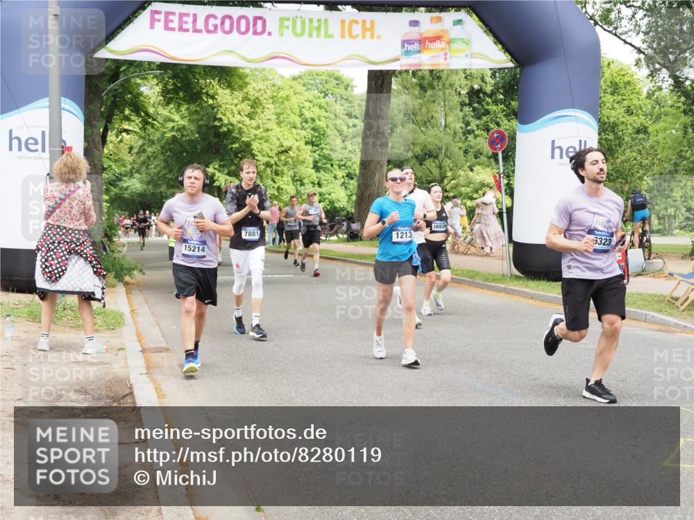 29.06.2025 - hella hamburg halbmarathon MichiJ http://msf.ph/oto/8280119 29.06.2025 10:57:40 Zwischen KM18-KM19 1213, 2110, 4007, 7881, 8055, 14679, 15214, 15531, 16323, 16938 meine-sportfotos.de