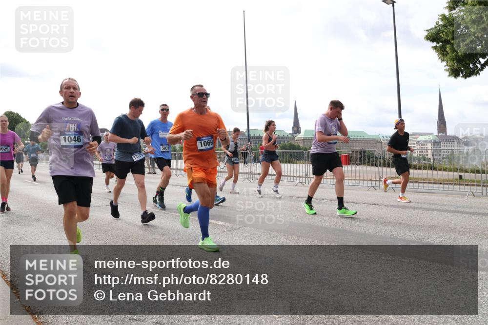 29.06.2025 - hella hamburg halbmarathon Lena Gebhardt http://msf.ph/oto/8280148 29.06.2025 10:20:28 Lombardsbrücke 3025, 1046, 12050, 17671, 5831, 1069, 9873, 1011, 1046, 1069, 1110, 1115, 1471, 1474, 2053, 2064, 2101, 2325, 2478, 2834, 3278, 3434, 3733, 3781, 3842, 4154, 4166, 4288, 4422, 4585, 4614, 4737, 4739, 4754, 4869, 5181, 5397, 5556, 5625, 5659, 5811, 5812, 5831, 5937, 6951, 7018, 7101, 7131, 7519, 7739, 7744, 7808, 8025, 8387, 8462, 8588, 8738, 8940, 9136, 9196, 9722, 9735, 9873, 10041, 10050, 10414, 10550, 10595, 10613, 10647, 10701, 10754, 11028, 11100, 11603, 11835, 11995 meine-sportfotos.de