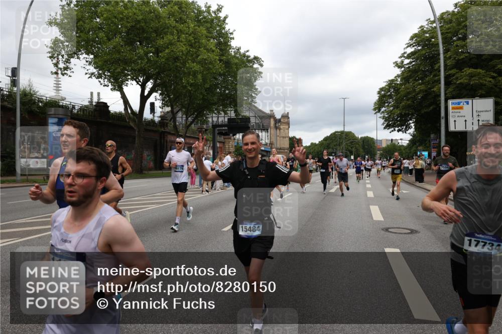 29.06.2025 - hella hamburg halbmarathon Yannick Fuchs http://msf.ph/oto/8280150 29.06.2025 10:49:40 20KM 1179, 1193, 1834, 2612, 3058, 3668, 4951, 5643, 5672, 6569, 6591, 6924, 7147, 7594, 7976, 8255, 8573, 8691, 9361, 9562, 10582, 11039, 12196, 12545, 13234, 13236, 13470, 13474, 14365, 15184, 15300, 15484, 15584, 15818, 15884, 16176, 16213, 16375, 16401, 16521, 16786, 17133, 17259, 17615, 17640, 17642, 17734, 17940, 18064, 18212, 18290, 18325, 18340, 18495, 18741, 18746, 18835, 19120, 19152 meine-sportfotos.de