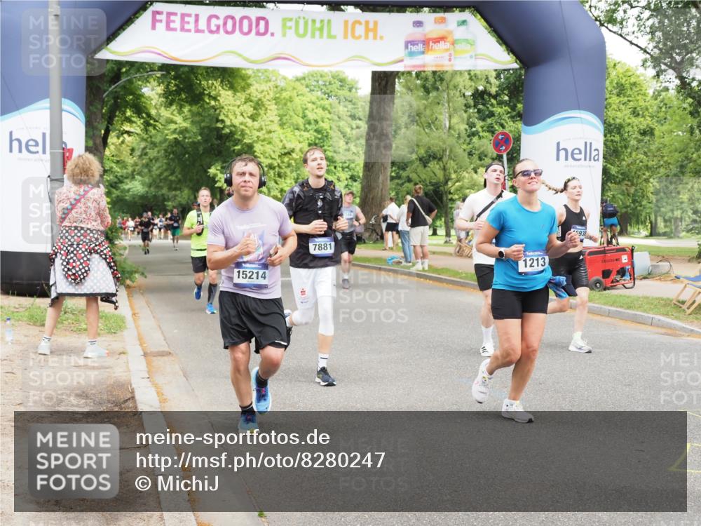 29.06.2025 - hella hamburg halbmarathon MichiJ http://msf.ph/oto/8280247 29.06.2025 10:57:40 Zwischen KM18-KM19 1213, 2110, 4007, 7881, 8055, 14679, 15214, 15531, 16323, 16938 meine-sportfotos.de