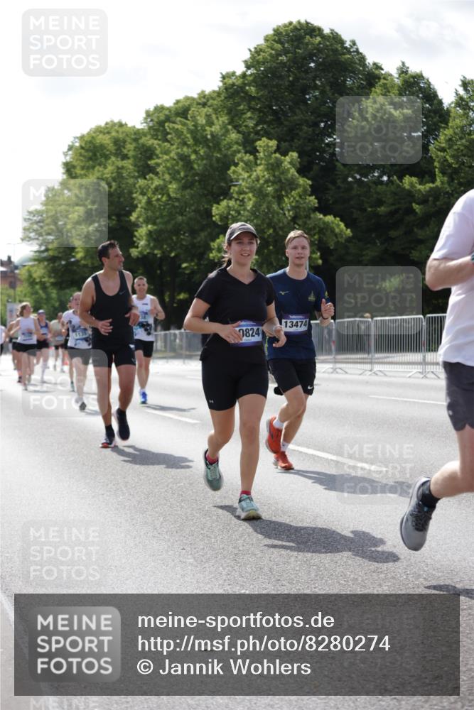 29.06.2025 - hella hamburg halbmarathon Jannik Wohlers http://msf.ph/oto/8280274 29.06.2025 10:02:47 Lombardsbrücke 1135, 1138, 1414, 1450, 1482, 2594, 2619, 2780, 2782, 2810, 3572, 4613, 6208, 6217, 7210, 7211, 7290, 7706, 7935, 8614, 9439, 10824, 12169, 12177, 12211, 12212, 12422, 12843, 13036, 13474, 13664, 13732, 13857, 13874, 14225, 14493, 16355, 16605, 16824, 18359, 18827 meine-sportfotos.de