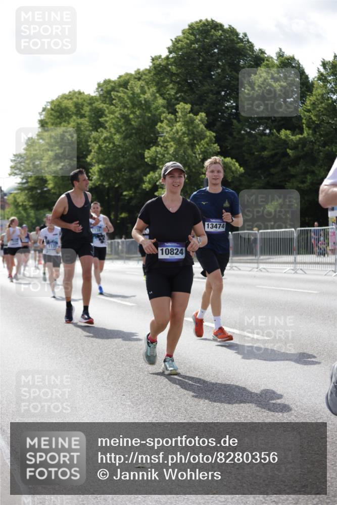 29.06.2025 - hella hamburg halbmarathon Jannik Wohlers http://msf.ph/oto/8280356 29.06.2025 10:02:47 Lombardsbrücke 1135, 1138, 1414, 1450, 1482, 2594, 2619, 2780, 2782, 2810, 3572, 4613, 6208, 6217, 7210, 7211, 7290, 7706, 7935, 8614, 9439, 10824, 12169, 12177, 12211, 12212, 12422, 12843, 13036, 13474, 13664, 13732, 13857, 13874, 14225, 14493, 16355, 16605, 16824, 18359, 18827 meine-sportfotos.de