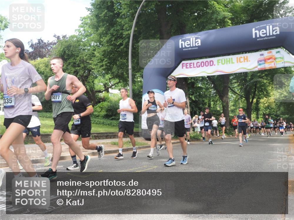 29.06.2025 - hella hamburg halbmarathon KatJ http://msf.ph/oto/8280495 29.06.2025 10:40:45 Zwischen KM18-KM19 1267, 2771, 3334, 5077, 6723, 7509, 7918, 8335 meine-sportfotos.de
