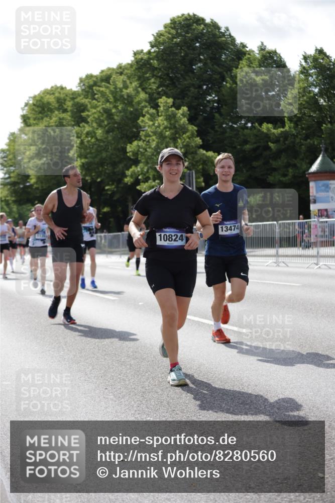 29.06.2025 - hella hamburg halbmarathon Jannik Wohlers http://msf.ph/oto/8280560 29.06.2025 10:02:47 Lombardsbrücke 1135, 1138, 1414, 1450, 1482, 2594, 2619, 2780, 2782, 2810, 3572, 4613, 6208, 6217, 7210, 7211, 7290, 7706, 7935, 8614, 9439, 10824, 12169, 12177, 12211, 12212, 12422, 12843, 13036, 13474, 13664, 13732, 13857, 13874, 14225, 14493, 16355, 16605, 16824, 18359, 18827 meine-sportfotos.de