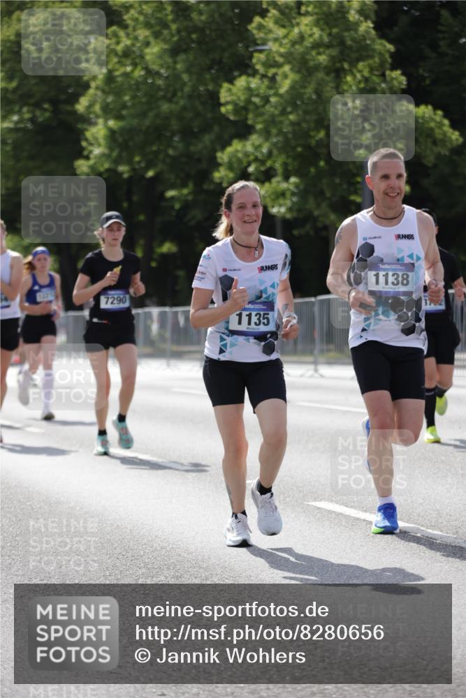 29.06.2025 - hella hamburg halbmarathon Jannik Wohlers http://msf.ph/oto/8280656 29.06.2025 10:02:49 Lombardsbrücke 1135, 1138, 1414, 1450, 2594, 2619, 2780, 2782, 2810, 3572, 6208, 6217, 6453, 7210, 7211, 7290, 7706, 7935, 9439, 9453, 10824, 12169, 12177, 12211, 12212, 12422, 12843, 13036, 13474, 13664, 13732, 13857, 13874, 14225, 14493, 16355, 16605, 16824, 17096, 18359, 18827 meine-sportfotos.de