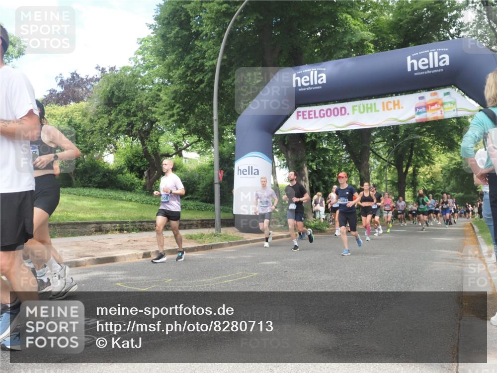 29.06.2025 - hella hamburg halbmarathon KatJ http://msf.ph/oto/8280713 29.06.2025 10:40:46 Zwischen KM18-KM19 1267, 2058, 2771, 5077, 6723, 7509, 8335 meine-sportfotos.de